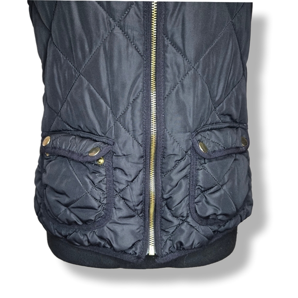 Love Tree Womens Sz Medium Black Quilted Vest Front Pockets-Full Zip - Picture 4 of 11